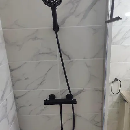 Apartmán Climatise 50 M.du Port *